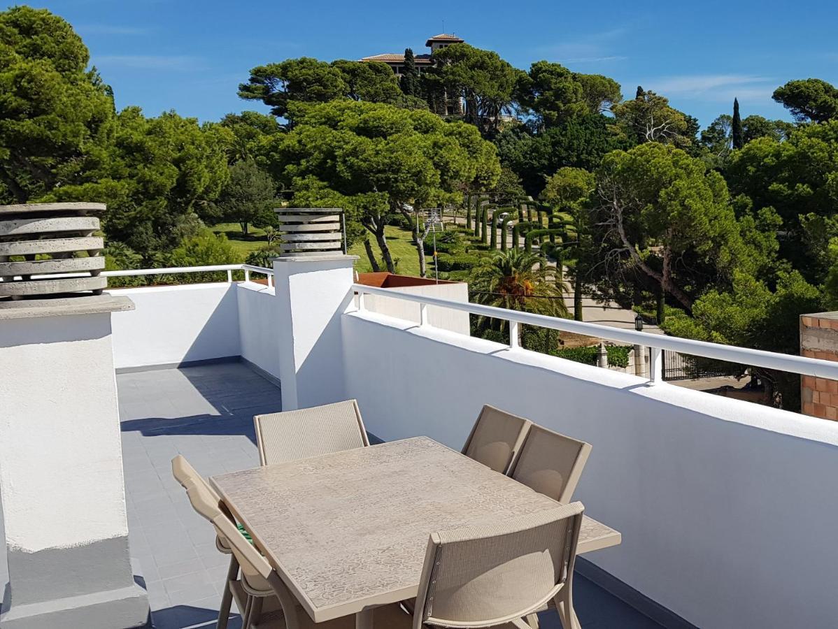 Sonne & Meerblick Aus 40 Grad Heissem Whirlpool Geniessen - Zentral Am Hafen Und Dennoch Ruhig Cala Ratjada  Exterior foto