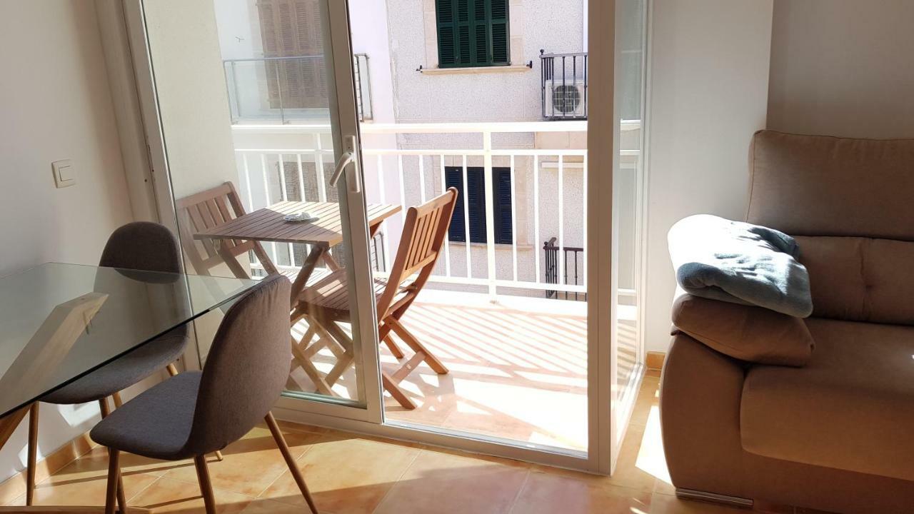 Sonne & Meerblick Aus 40 Grad Heissem Whirlpool Geniessen - Zentral Am Hafen Und Dennoch Ruhig Cala Ratjada  Exterior foto